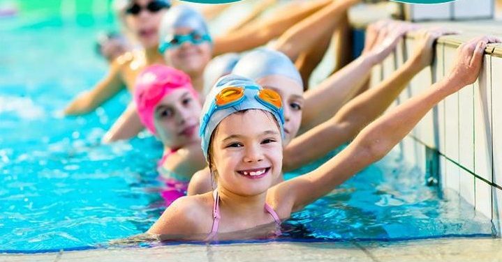 Escuela de natación infantil club de campo Jaén