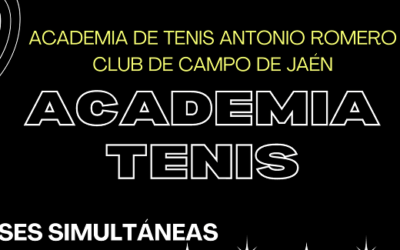 Clases simultáneas de tenis para padres e hijos