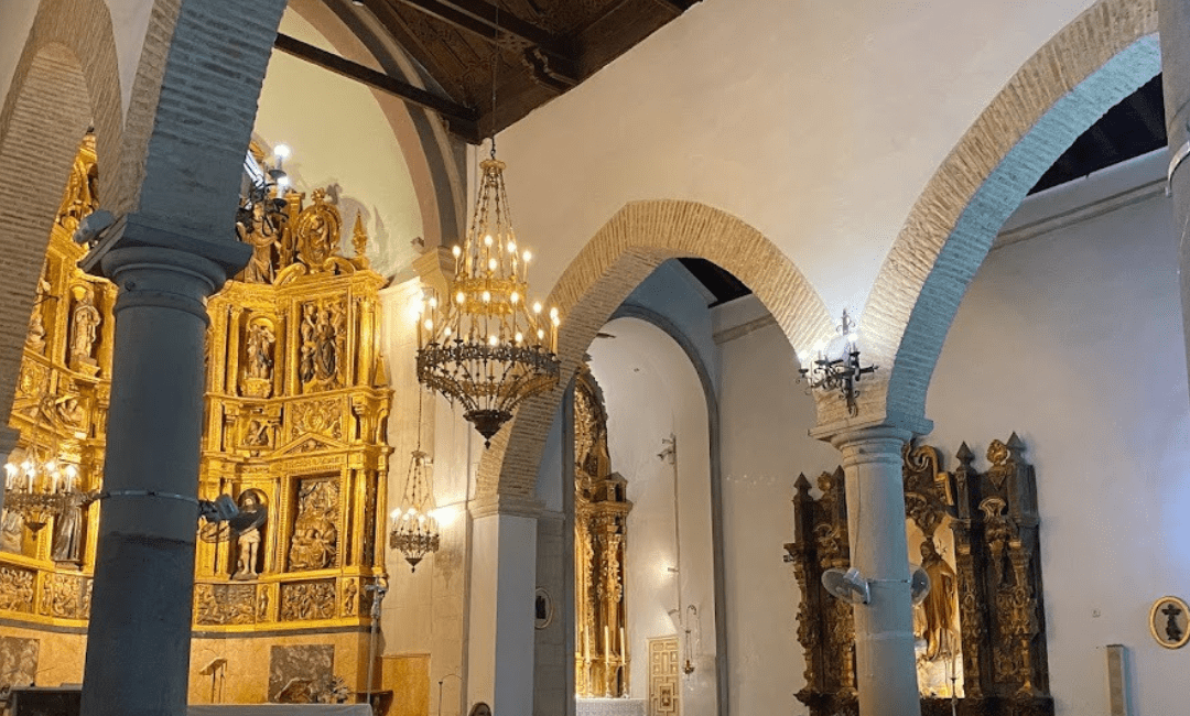 Fotogalería y crónica de la visita cultural a las Iglesias de San Bartolomé y San Andrés