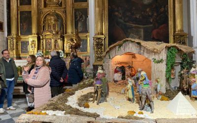 Crónica y galería de fotos de la visita guiada “La Navidad en el arte giennense y la tradición belenista en Jaén“